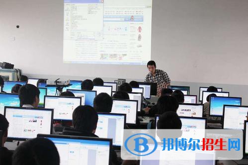 貴州2021年初中生可以上什么計(jì)算機(jī)學(xué)校