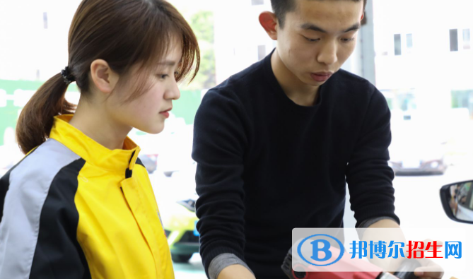 貴州2021年汽修學校什么專業(yè)適合女生