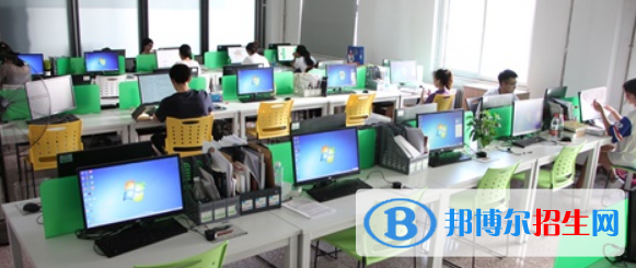 成都2021年電子商務(wù)學(xué)校和職高哪個好