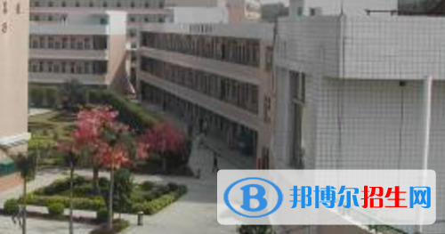 黔西南理工職業(yè)技術學校2021年報名條件、招生要求、招生對象