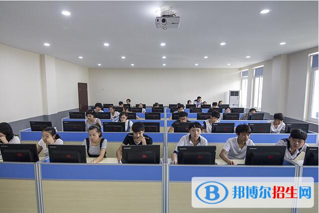 鎮(zhèn)雄縣職業(yè)高級(jí)中學(xué)2021年招生錄取分?jǐn)?shù)線