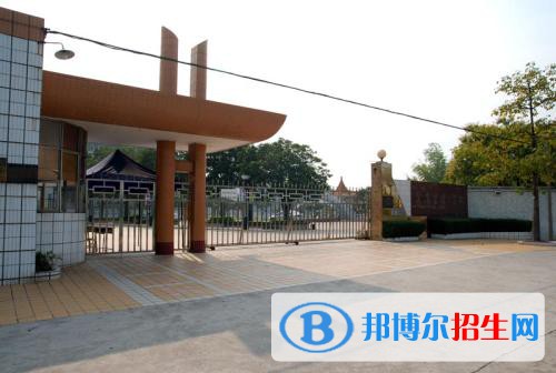 廣東2021年中專學(xué)校學(xué)什么比較好