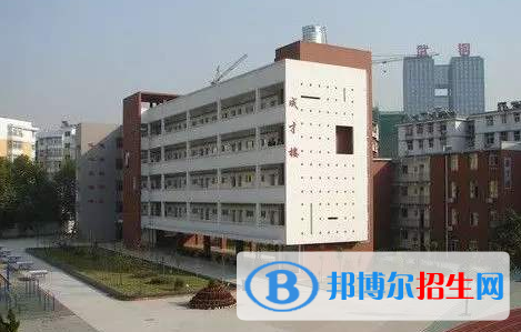 浙江2021年沒(méi)讀完初中可以讀中專學(xué)校嗎