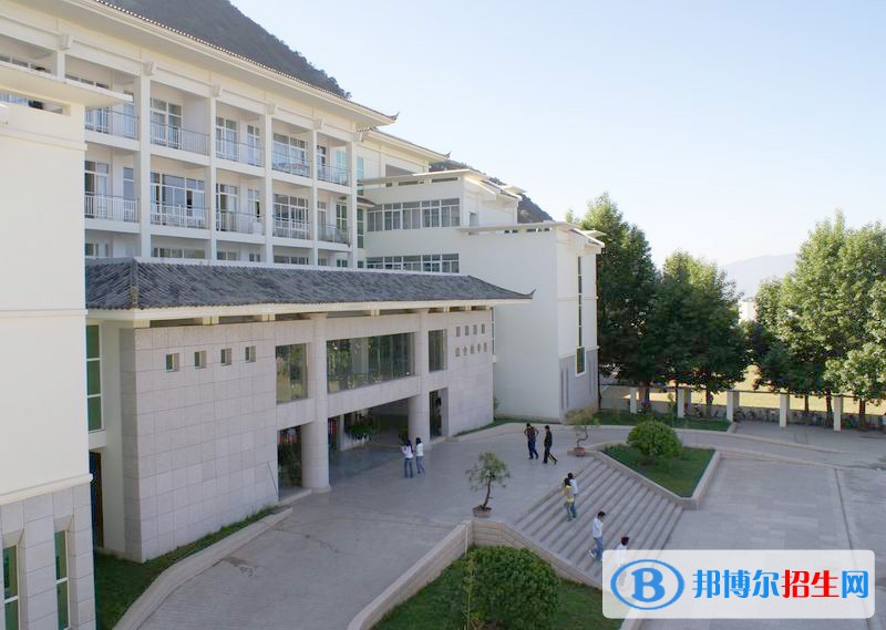 麗江師范高等專科學校五年制大專2021年招生代碼