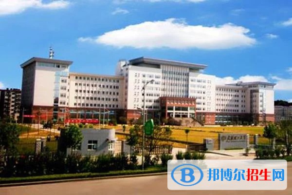北京房地產(chǎn)職工中等專業(yè)學(xué)校怎么樣、好不好