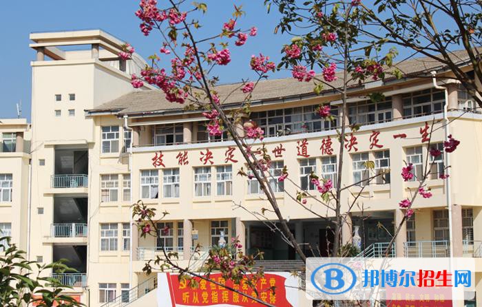 云南2021年可以讀衛(wèi)校的大專學(xué)校