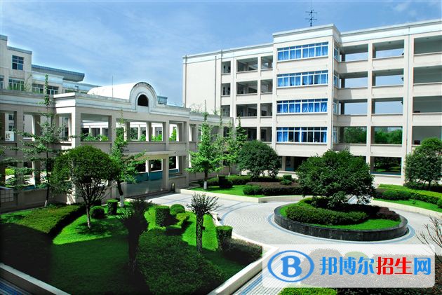 北京商貿(mào)學(xué)校怎么樣、好不好
