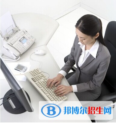 貴州2021年女生初中畢業(yè)上計算機(jī)學(xué)校