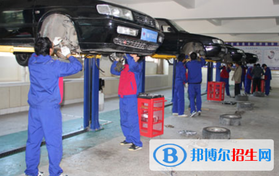 貴陽2021年有哪些大專學(xué)校有汽修學(xué)校專業(yè)
