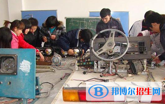 貴陽(yáng)2021年哪個(gè)高職院校的汽修學(xué)校好
