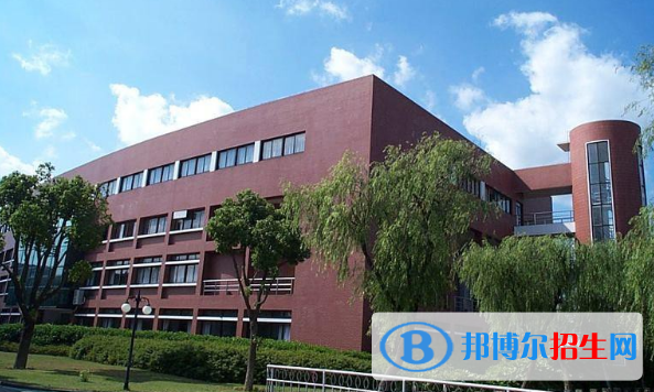 四川2021年中專學校是大專嗎
