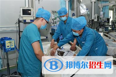 重慶2022年讀護(hù)理學(xué)?？梢钥即髮W(xué)嗎