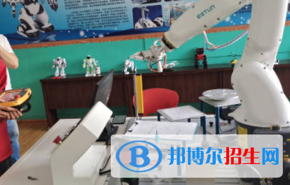 甘肅2021年男生讀中專學(xué)校學(xué)什么專業(yè)好