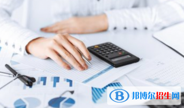 四川2021年女生中專學什么好