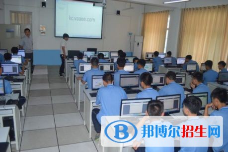 貴陽2021年初中生能考計算機學(xué)校嗎