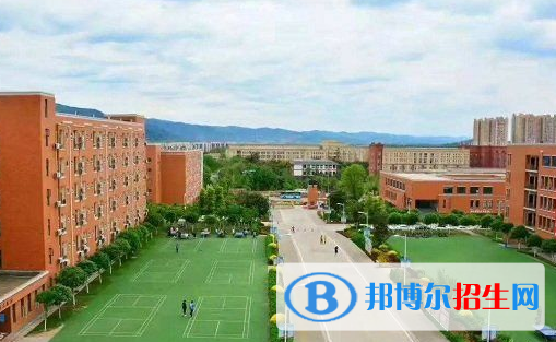 成都2021年女生中專學什么好