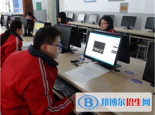 貴陽(yáng)2021年女生上計(jì)算機(jī)學(xué)校學(xué)什么好