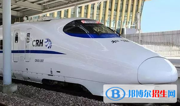 貴州2021年男生讀什么軌道交通學校