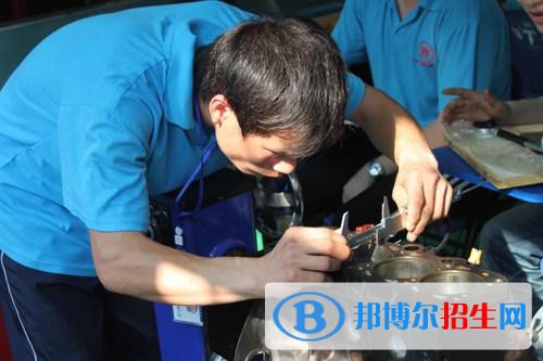 廣東2021年男生上汽修學校學什么好