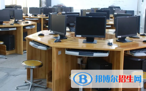 貴陽(yáng)2021年有哪些計(jì)算機(jī)學(xué)校就業(yè)比較好