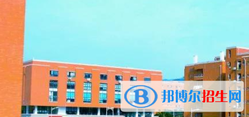成都2021年初中生可以學(xué)護理學(xué)校嗎