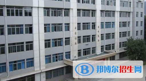貴州2021年適合男生的中專學(xué)校專業(yè)