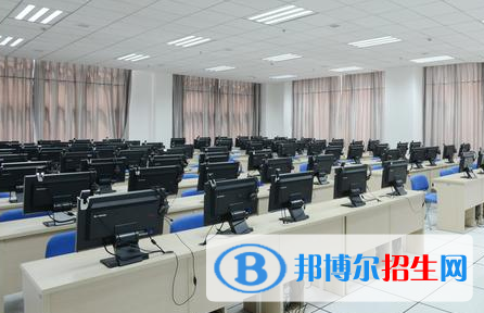 杭州2021年計算機學校有什么專業(yè)適合男生
