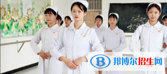 成都2021年護理學校怎么樣報名