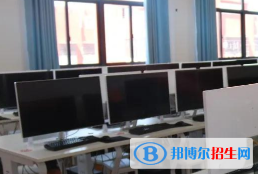 杭州2021年計(jì)算機(jī)學(xué)校好嗎