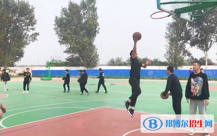 石家莊2021年大專和中專哪個(gè)好