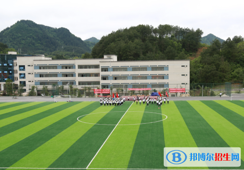 貴州2021年哪個大專學校幼師學校好