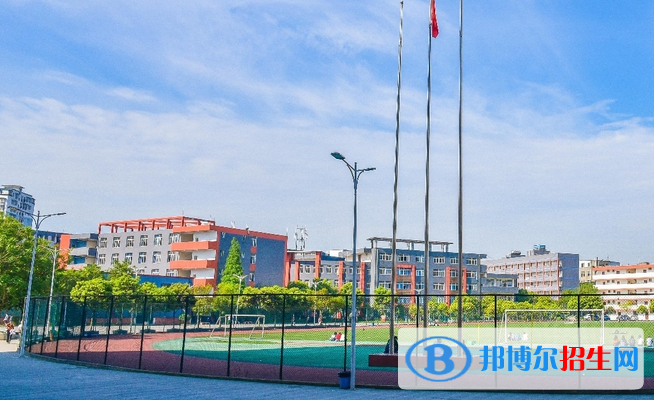 邯鄲2022年中專學(xué)?？梢詫W(xué)什么