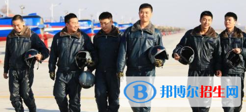 蘭州2022年男生學什么航空服務學校好
