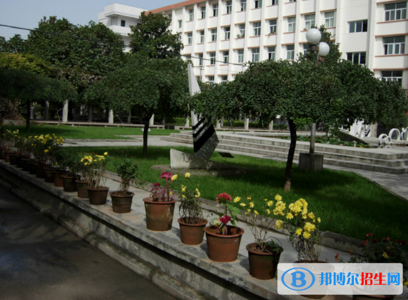 陜西第二商貿(mào)學校2022年報名條件、招生要求、招生對象