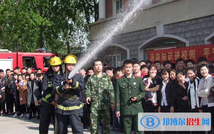 保定工業(yè)學(xué)校2022年招生辦聯(lián)系電話