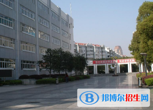 陜西省理工學(xué)校2022年報(bào)名條件、招生對(duì)象;學(xué)校的招生對(duì)象