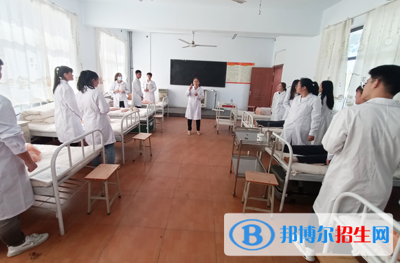 邢臺英才醫(yī)學(xué)中等專業(yè)學(xué)校2022年招生辦聯(lián)系電話