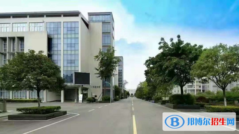 四川2022年中專算什么學歷