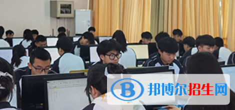 成都2022年現(xiàn)在讀計算機(jī)學(xué)校什么專業(yè)好