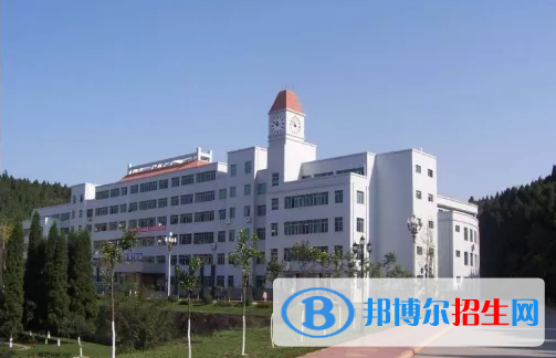 四川2022年男孩子上什么中專(zhuān)好
