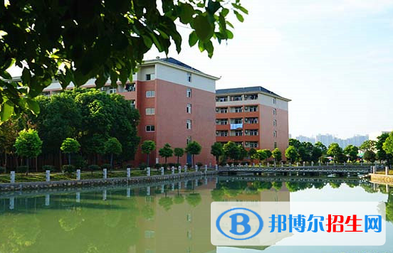 邯鄲2022年高中畢業(yè)上什么中專學(xué)校好