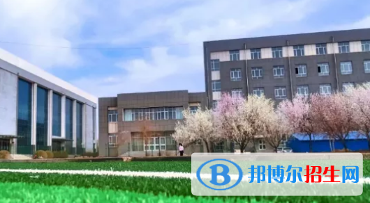 <em></em>	 貴陽2022年中專什么時(shí)候報(bào)名