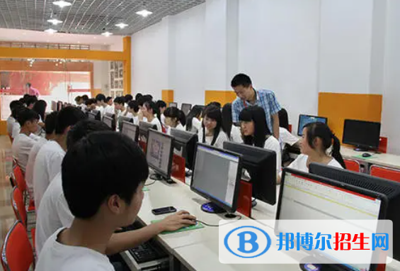 重慶2022年電子商務學校的專業(yè)有哪些