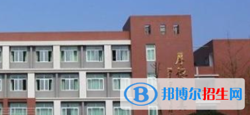 成都2022年男生讀計算機學(xué)校有前途嗎