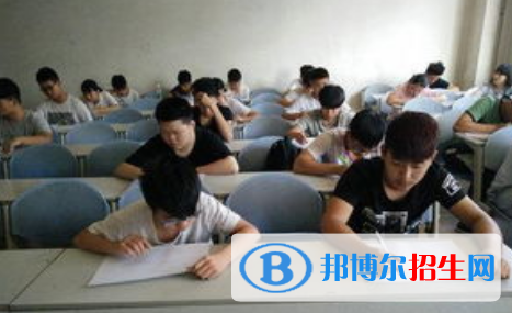 四川2022年中專學(xué)什么好找工作