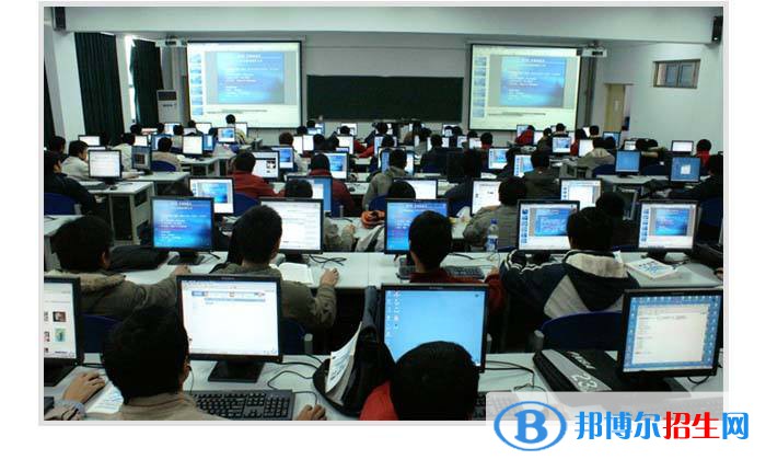 四川2022年讀中專學(xué)校學(xué)什么專業(yè)好些呢