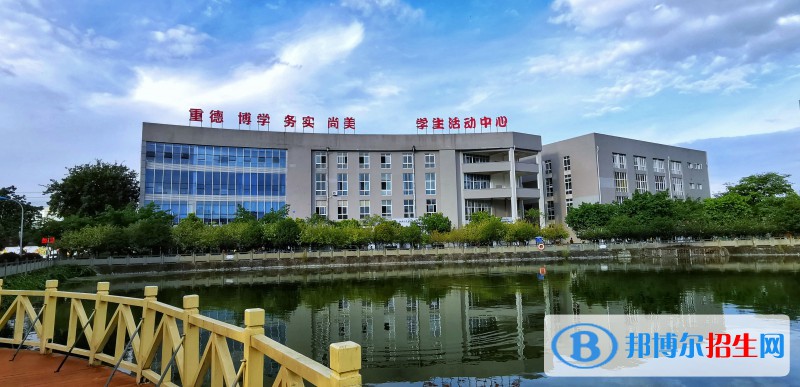 四川2022年初中畢業(yè)可以報(bào)考中專學(xué)校嗎