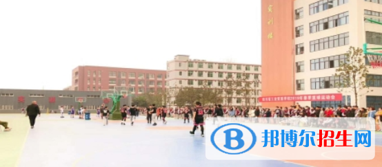 四川省工業(yè)貿(mào)易學(xué)校2022年報(bào)名條件、招生要求、招生對(duì)象