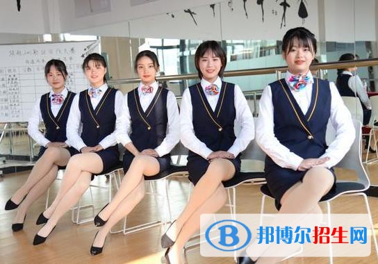 甘肅2022年軌道交通學(xué)校和中專(zhuān)有哪些區(qū)別