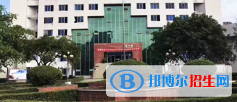 成都2022年初中生讀計(jì)算機(jī)學(xué)校